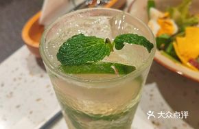 Lime Elderflower Sparkling Water