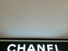 -Chanel(德基广场店)