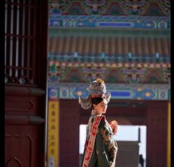 -雪中彩影婚纱摄影·微光艺术中心