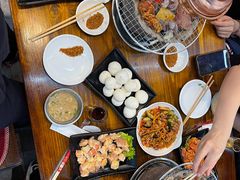 -韩风烤牛肉冷面店