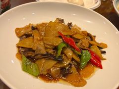-那家老院子东北菜·饺子·小鸡炖蘑菇(艳华街店)
