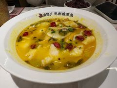 -渝是乎酸菜鱼(龙旗购物中心店)