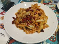 -楼兰古丽·新疆拌面·清真(华阳城店)