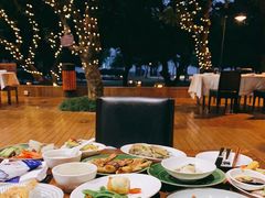 -松山湖凯悦酒店·Café自助餐厅·周末火舞秀表演