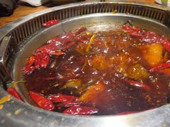 -城墙拐拐火锅(三峡广场黑金冠店)