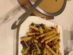 -刘胖子家常菜·蹄花焖藕(中南店)