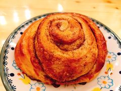 肉桂面包-Lozhki-ploshki
