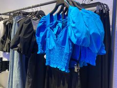-URBAN REVIVO(七宝领展广场店)