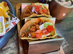 -Famous肥猫墨西哥音乐餐吧(五棵松华熙LIVE店)