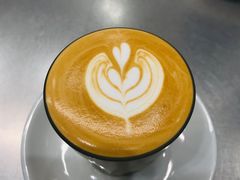 拿铁-Seesaw Coffee(上海国金中心店)