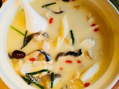 -老阿爸鲜鱼土菜(昆山花桥店)