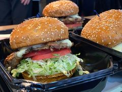 -The Habit Burger Grill 哈比特汉堡(复兴soho店)