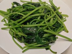 豆豉鲮鱼炒番薯叶-汤城小厨•粤菜•靓汤(西直门凯德MALL店)