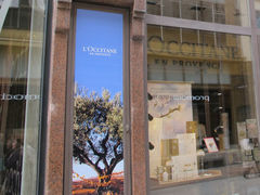 -L'OCCITANE(WESTEND)
