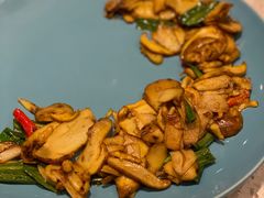 -半山腰·云南菜(侨福芳草地店)