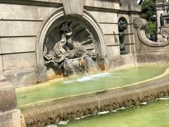 -加泰罗尼亚广场