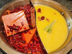 -小天鹅火锅·一线江景洪鼎旗舰店(洪崖洞店)