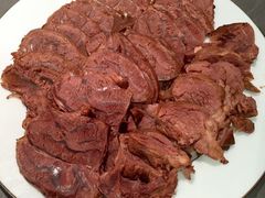 -曾牛肉