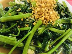 -班赞海鲜市场胖阿姨加工点