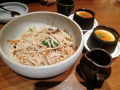 -云海肴·汽锅鸡·云南菜(天山百盛优客店)