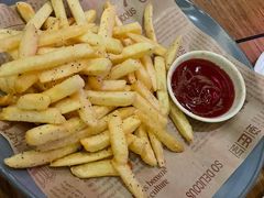 -MARU玛露音乐餐厅(大学路店)