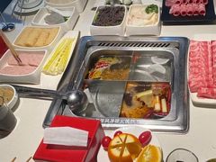 -海底捞火锅(威高广场店)