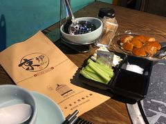 -三人行骨头王火锅(长寿店)