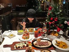 -Mogul Eatery·大亨餐酒馆