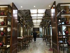 -阿瓦山寨·湘菜现炒·剁椒鱼头王(咸阳总店)