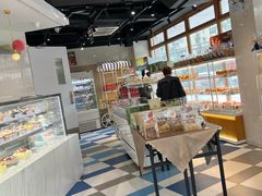 -85度C(生甜甜圈研究工坊·上海平凉店)