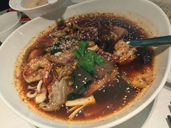 海鲜毛血旺-兴蜀府·臻味江景餐厅(正大广场店)
