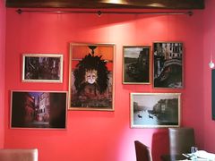 -Sala Thai Restaurant