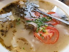 -兔行天下-鸿鹤鲜锅兔(中海国际店)