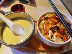 遵义豆花面-黔香阁·味(花木店)