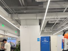 -乐刻运动健身(蓝润摩里中心店)