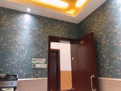 -湘潭九龙鱼头店(城南西路店)