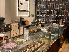 -VENCHI 闻绮(上海佛罗伦萨小镇店)