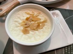 双皮奶-悦满楼·西关名点·湛江名菜(航空综合大厦店)