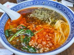 辣肉面-沪西老弄堂面馆(定西路店)