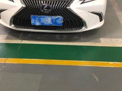 -环球港-停车场