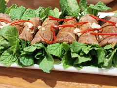 薄荷牛肉卷-云海肴·汽锅鸡·云南代表菜(东坝金隅店)