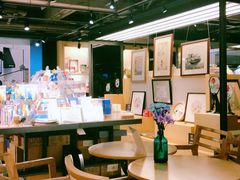 大堂-猫的天空之城概念书店(苏州诚品店)