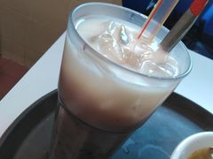 攪拌過的紅豆冰-胜记咖啡