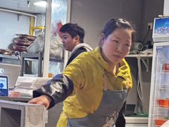 -干老庆贵州留一手烤鱼·地摊火锅(财经大学店)
