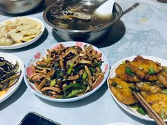 -郑庄脂渣海鲜楼(九水路店)