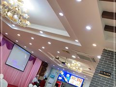 -鹏城人家海鲜酒家·23年老字号(较场尾店)