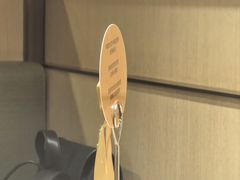 -海底捞火锅(曹安公路店)