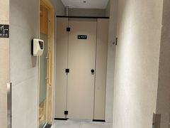 -威克健身游泳(万菱汇店)