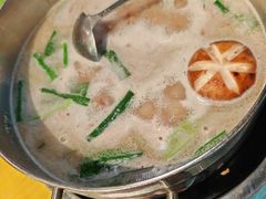 -四季喧黔味豆米火锅(万达广场店)