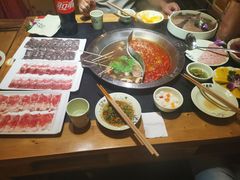 -大龙辣火锅·龙虾·烧烤(湖滨新天地店)